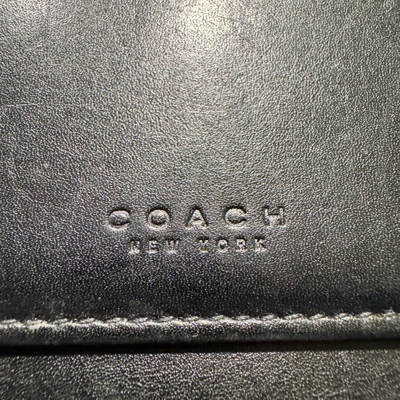 Vintage Coach Black Leather Clutch Wallet - Picture 16 of 16